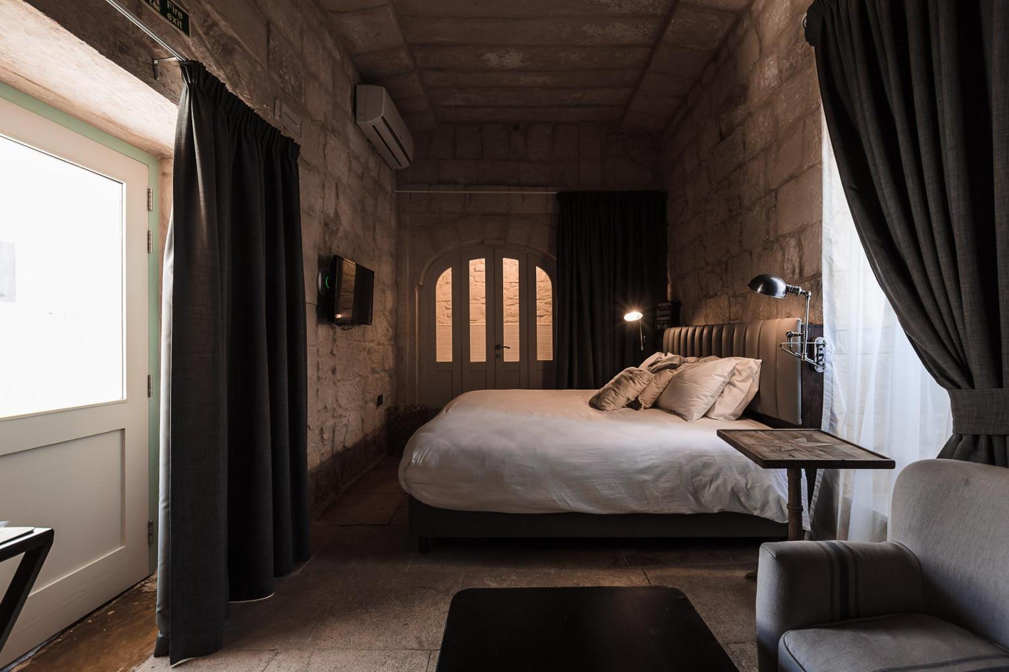 Talbot & Bons Bed & Breakfast Gudja Экстерьер фото