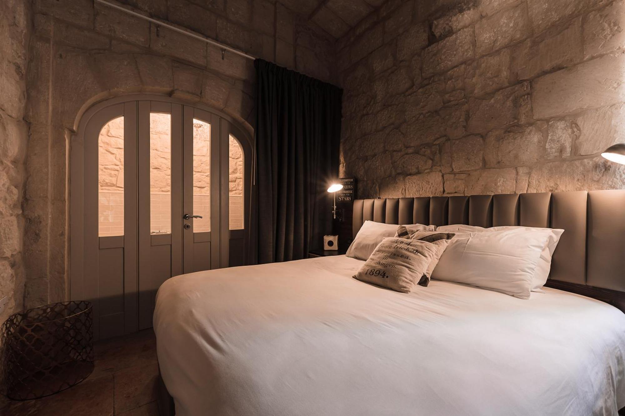 Talbot & Bons Bed & Breakfast Gudja Экстерьер фото