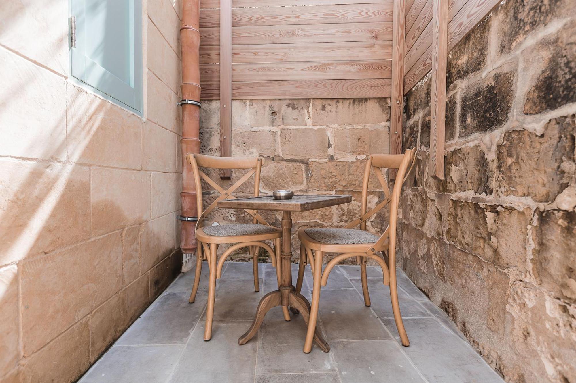 Talbot & Bons Bed & Breakfast Gudja Экстерьер фото