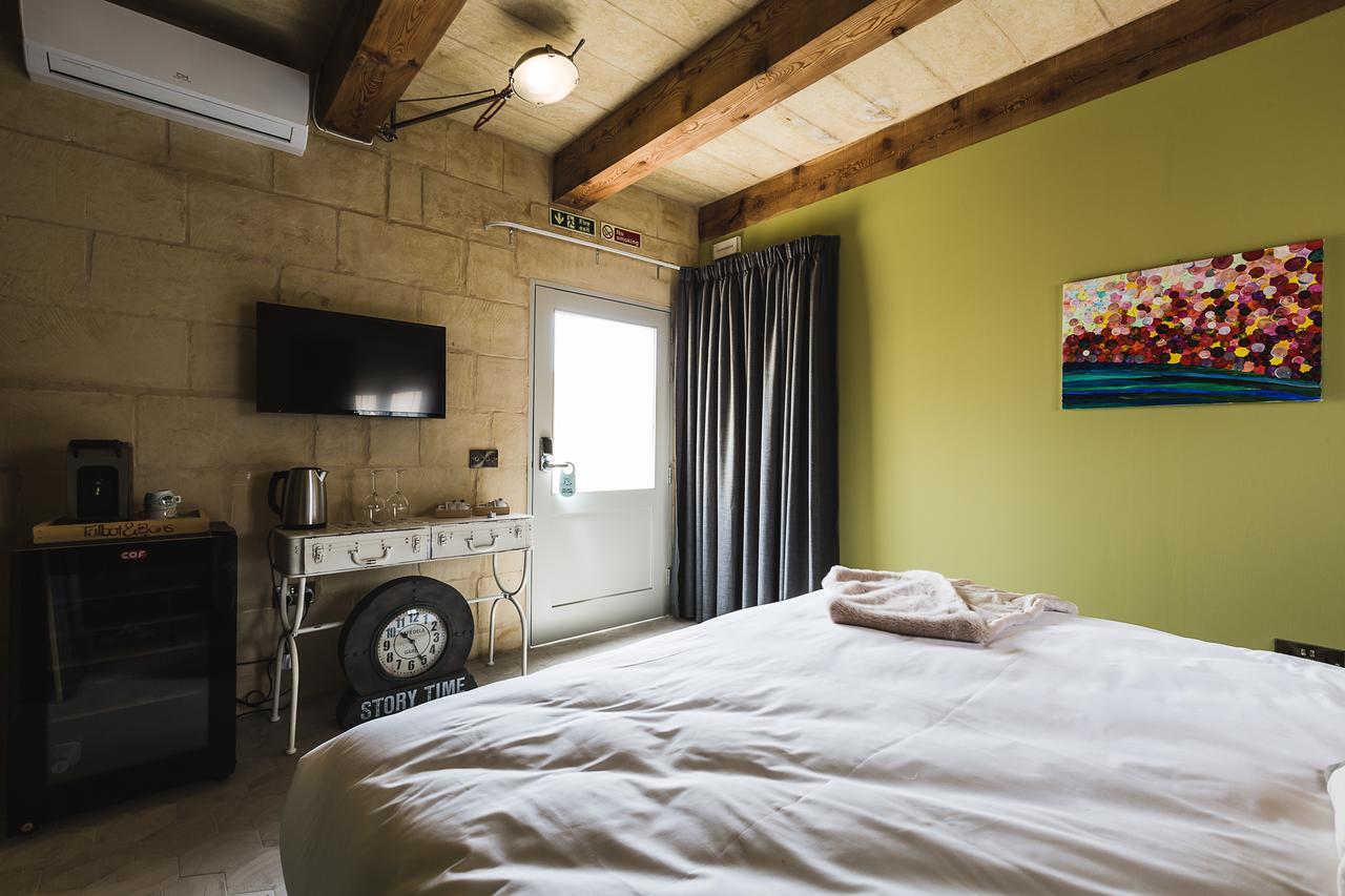 Talbot & Bons Bed & Breakfast Gudja Экстерьер фото