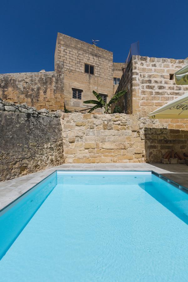 Talbot & Bons Bed & Breakfast Gudja Экстерьер фото